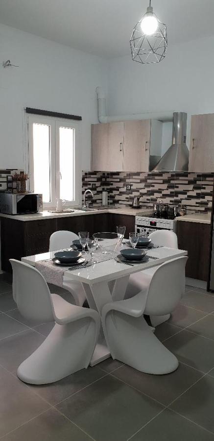 Thania'S House ,4 Minutes From The Center Of Hermoulis Ermoúpoli Eksteriør bilde